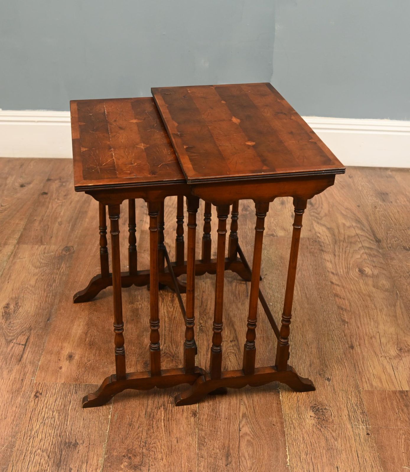 Pair Of Edwardian Mahogany Occasional Tables 1900 Tea Turned Supports