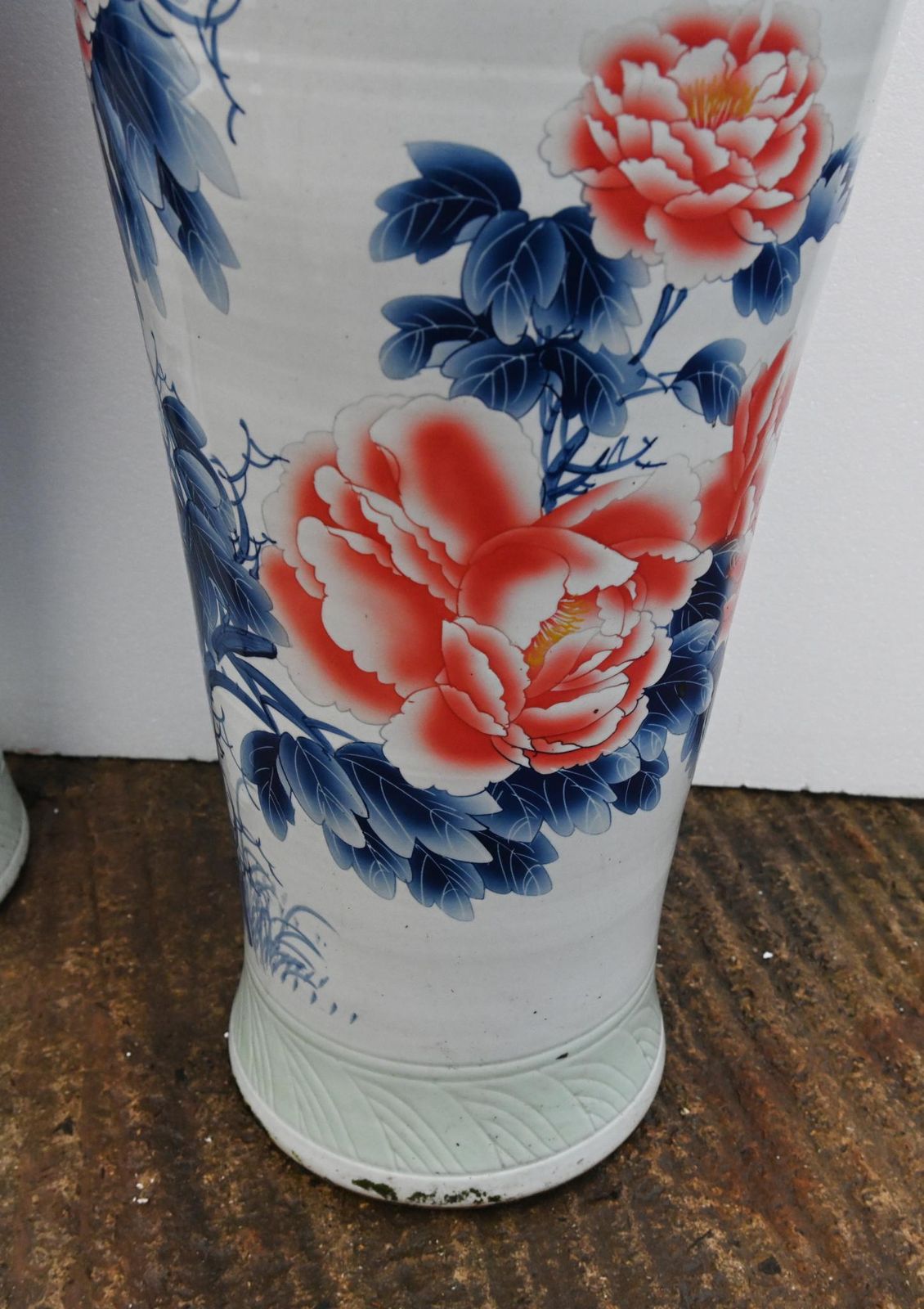 Pair Chinese Kangxi Style Porcelain Vases Temple Urns 5 Ft 143 Cm photo vinterior