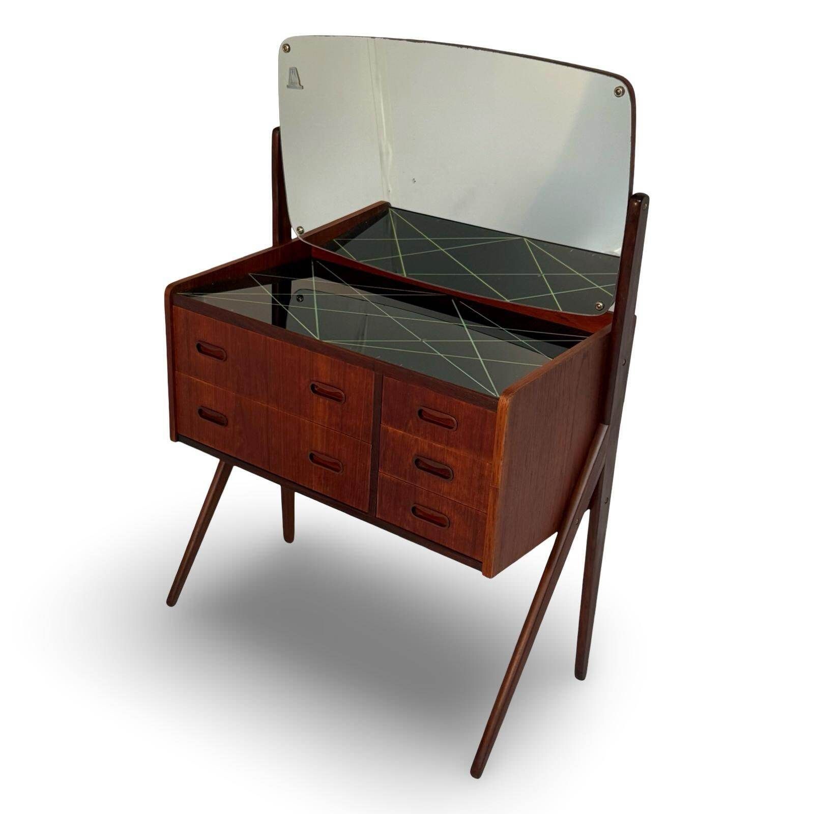 Vanity   1960's   Danish   Ag Spjel Kobber Beskyttet   Teak Wood