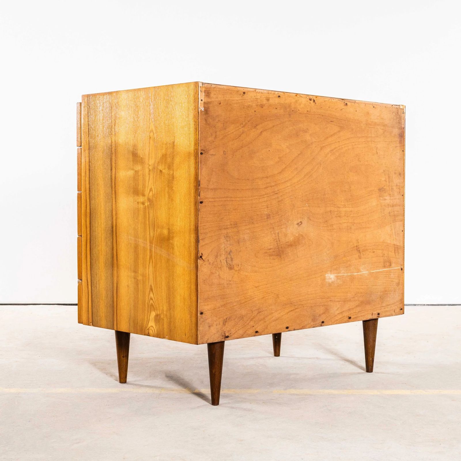 1960’s Good Sized Mid Century Chest Of Drawers – Up Zavody photo vinterior
