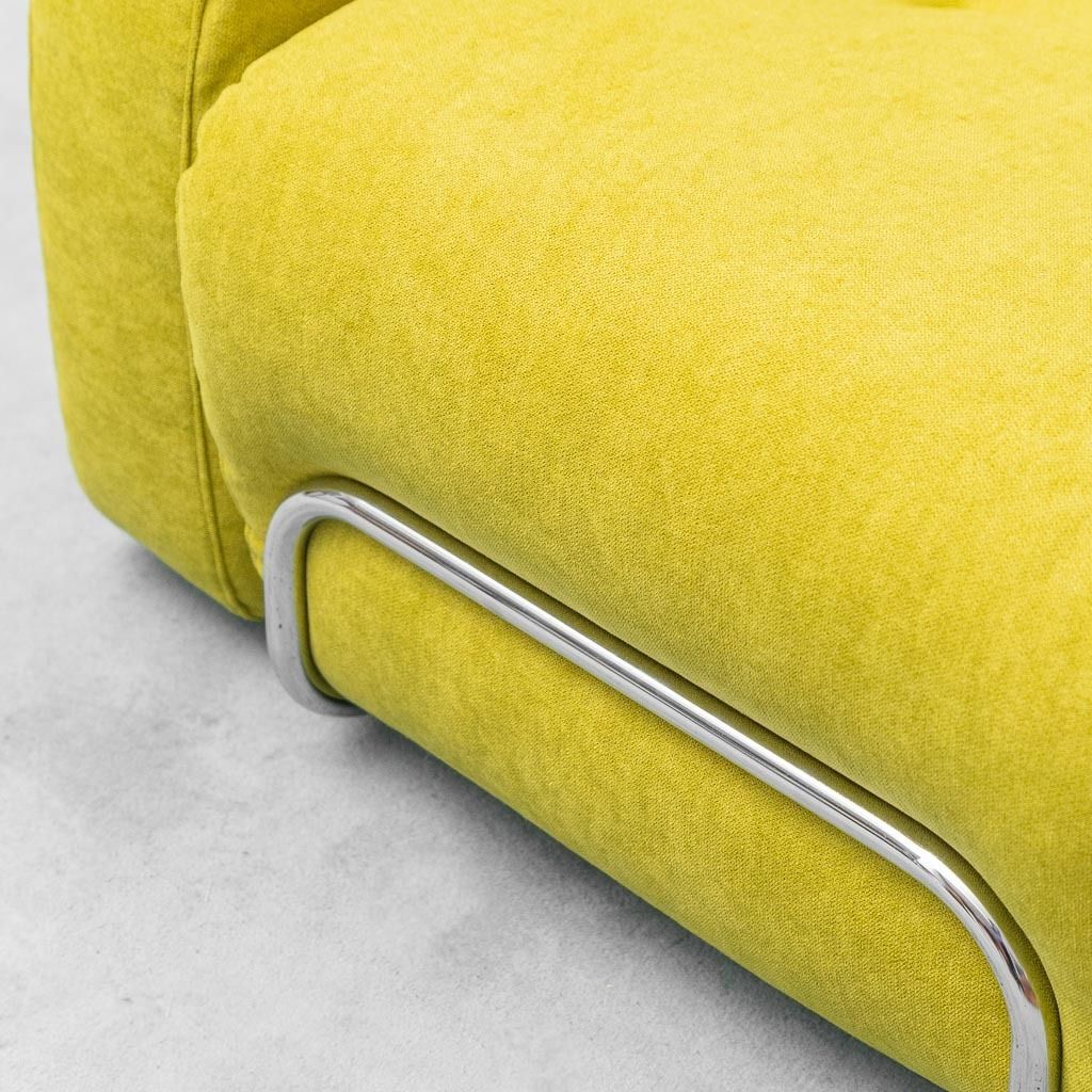 Vintage 1970s Green Armchair With Metal Frame – Italian Modern Design photo for sale