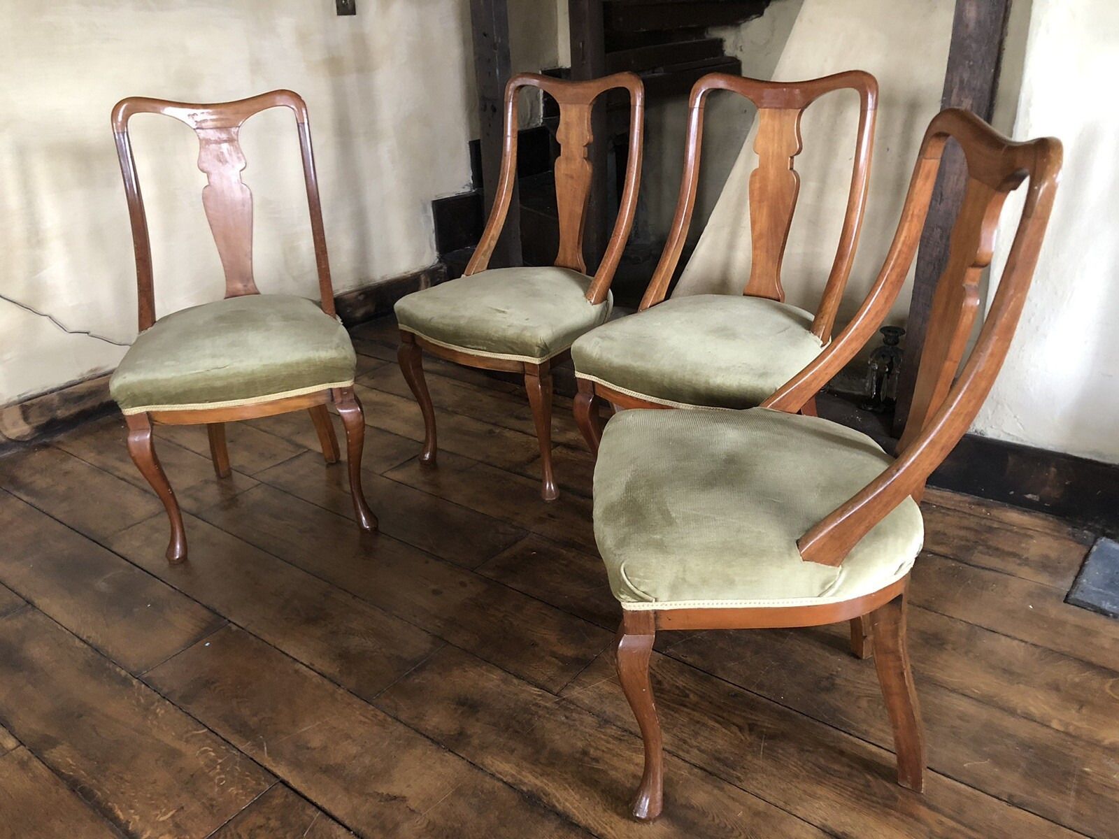 Elegantly Curved Queen Anne Vintage Antique Olive Green Velvet Chairs X 4 photo Furniture