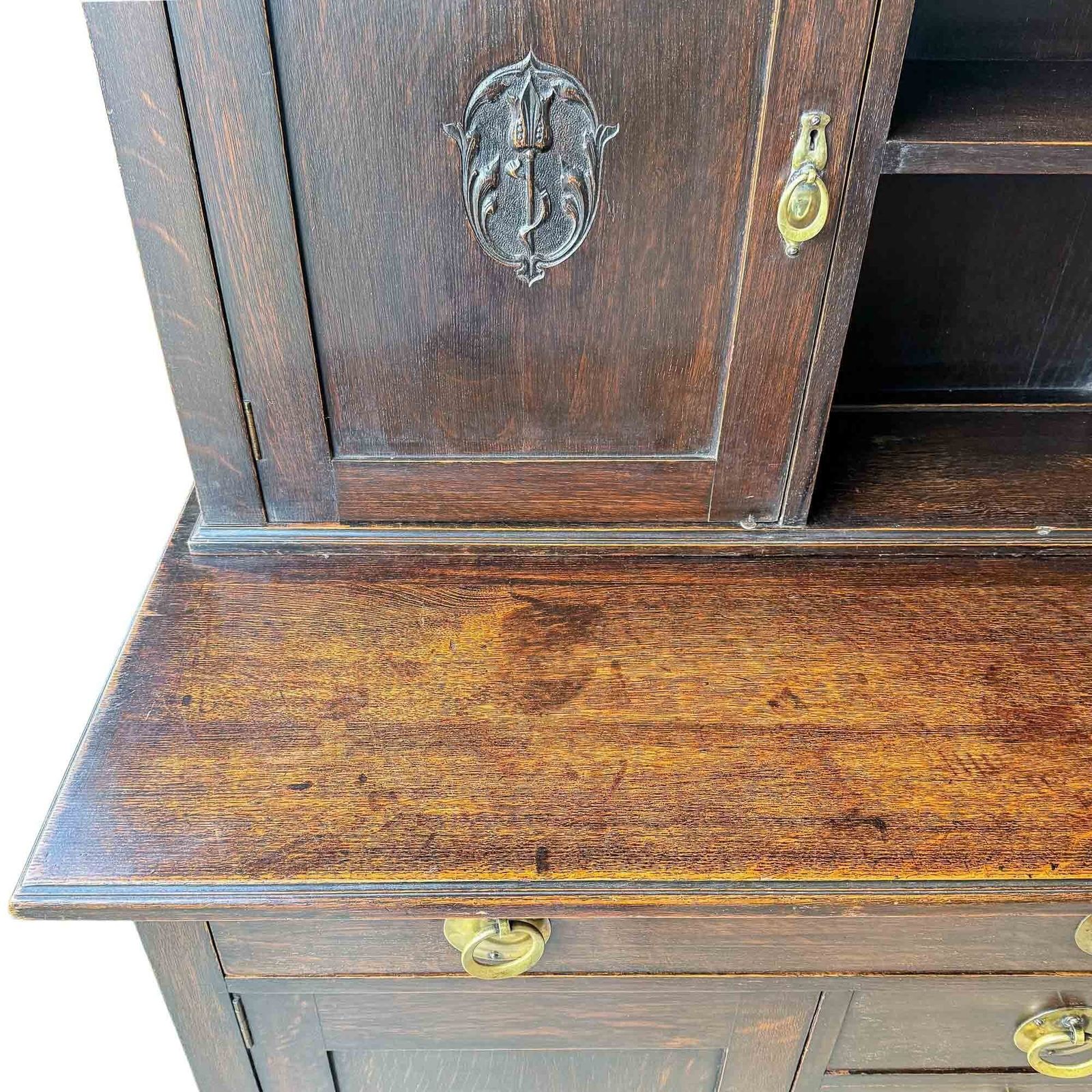 photo vinterior Arts And Crafts Oak Dresser, 1800s