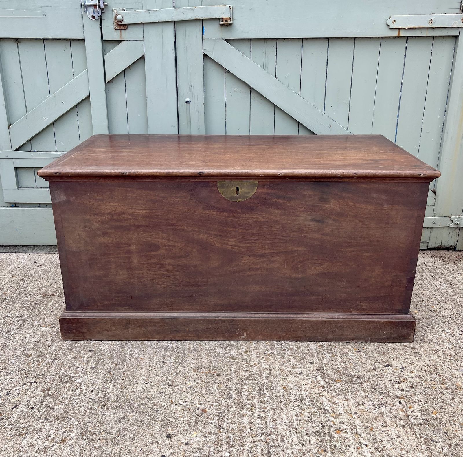 A George III Trunk, 1700s, Mahogany photo furniture