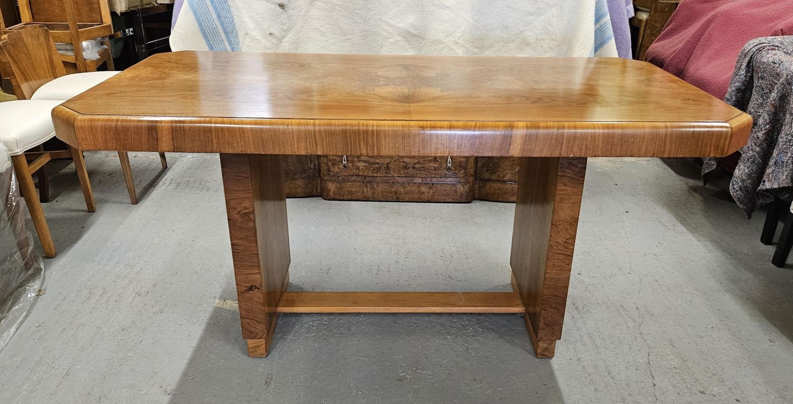 Art Deco Walnut Pedestal Dining Table photo Furniture