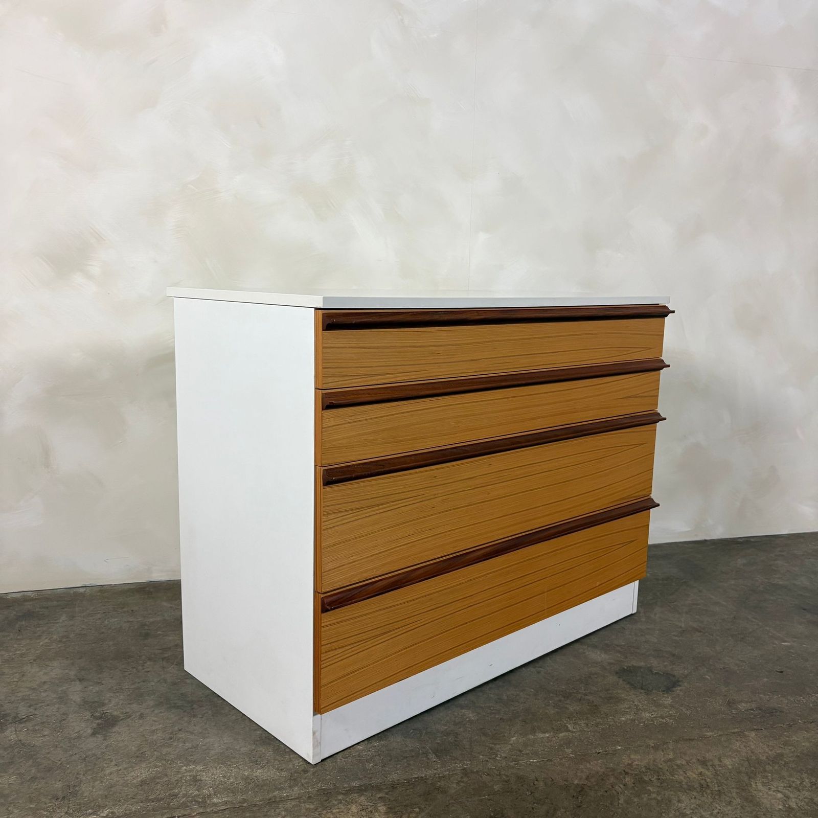 Chest Of Drawers White & Teak Mid Century Retro Mcm photo vinterior