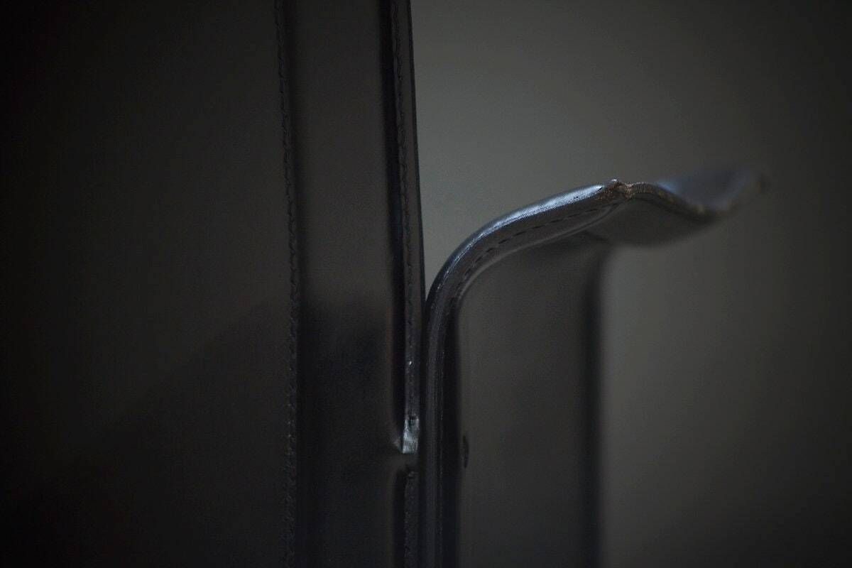 photo furniture Original Black Leather Dining Chairs By Tito Agnoli For Matteo Grassi