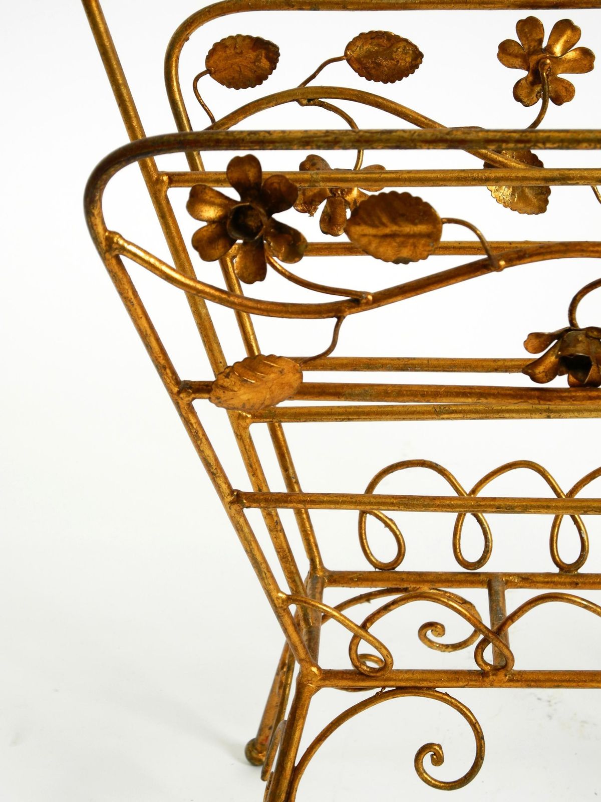598.0 Extraordinary Mid Century Newspaper And Magazine Rack With A Gilded Metal Frame photo