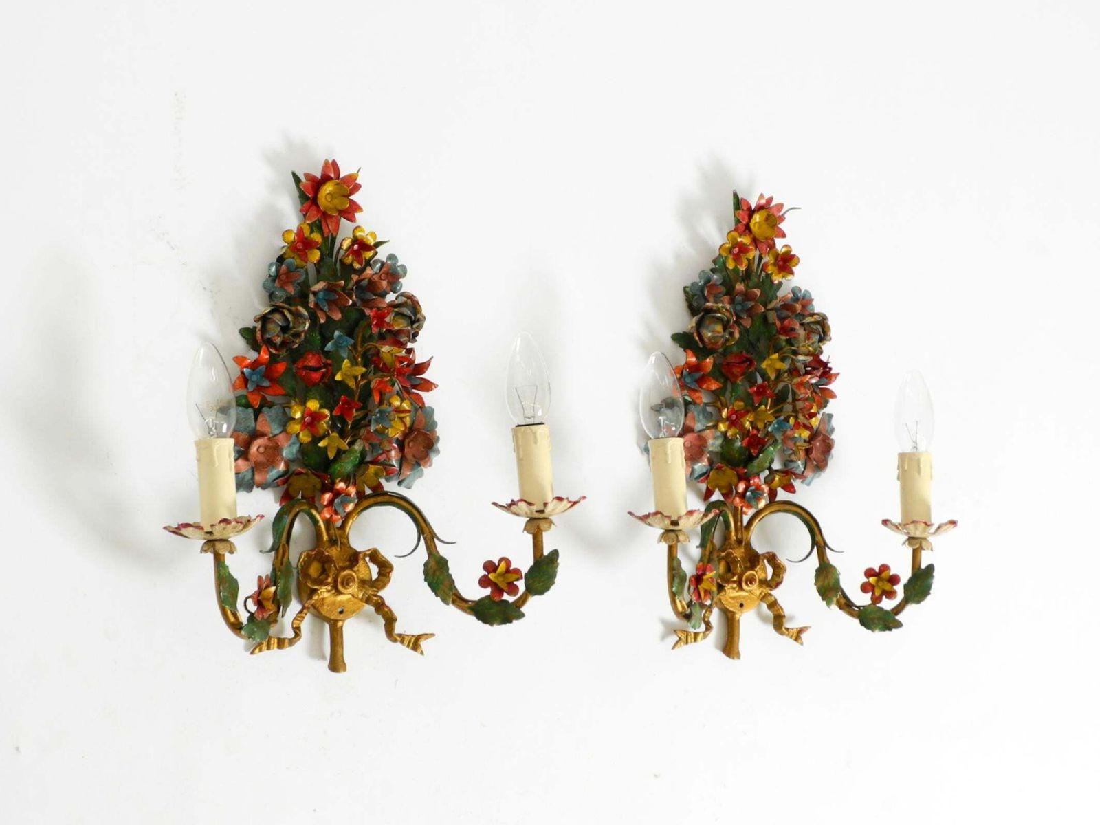 A Pair Of Beautiful 60s Hand Painted And Gilded Metal Wall Lamps By Hans Möller photo Lighting