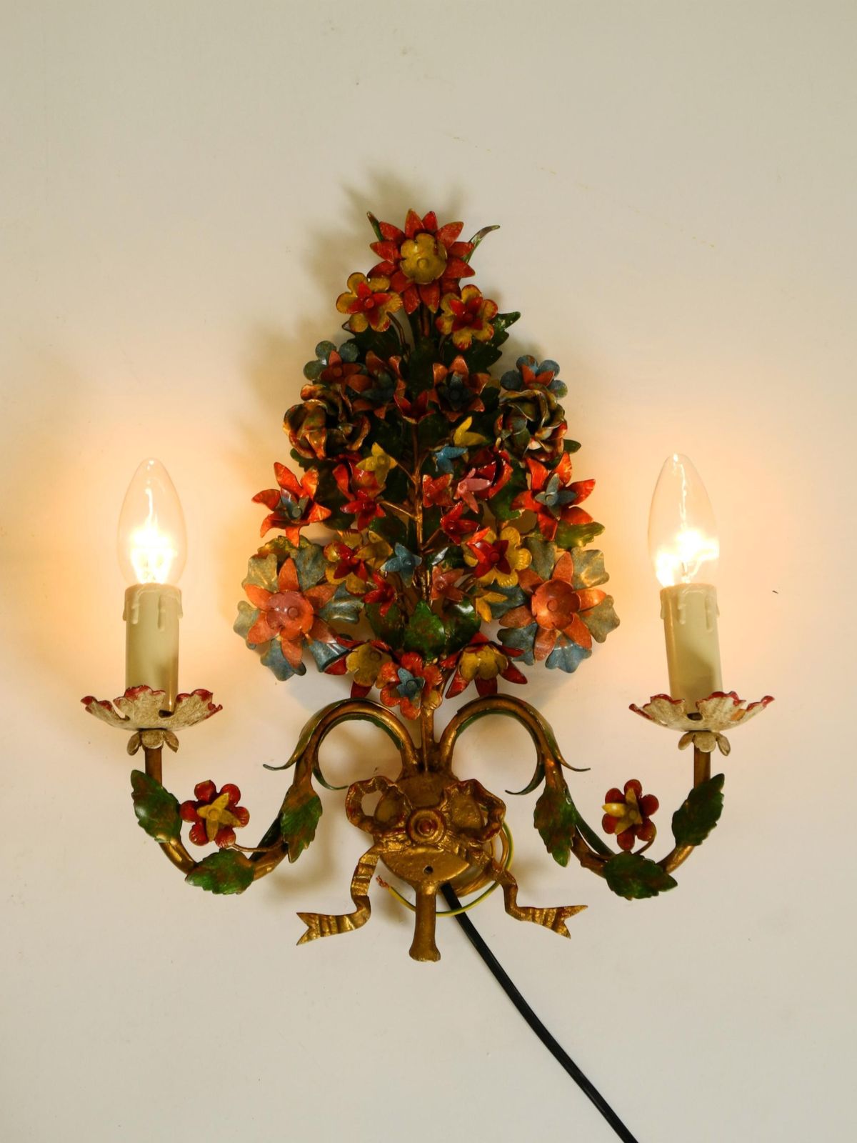 A Pair Of Beautiful 60s Hand Painted And Gilded Metal Wall Lamps By Hans Möller photo buy