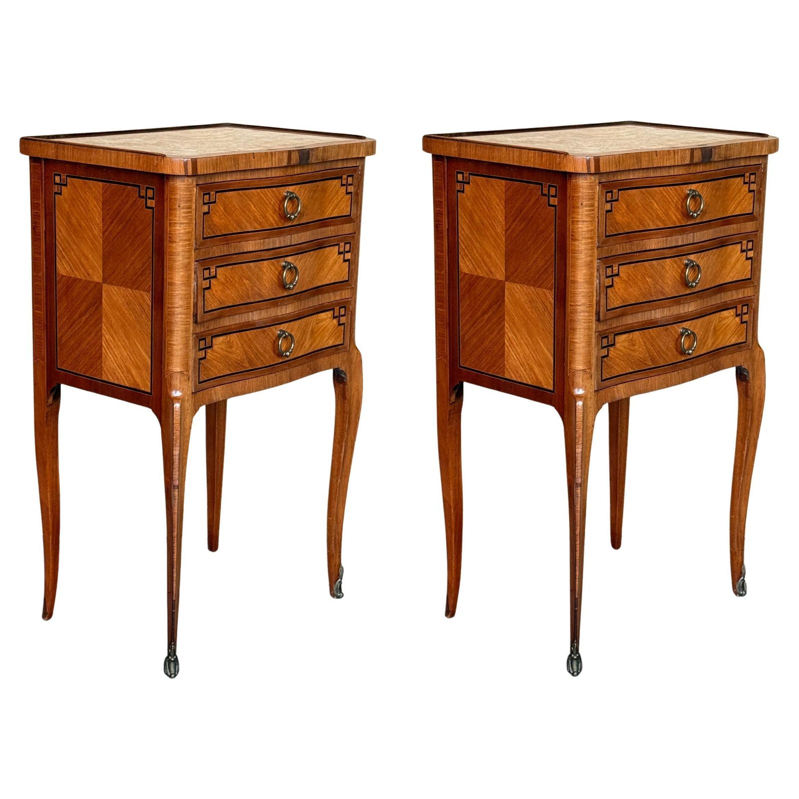Tables de chevet d'époque Louis XV en marqueterie, plateau en marbre, lot de 2