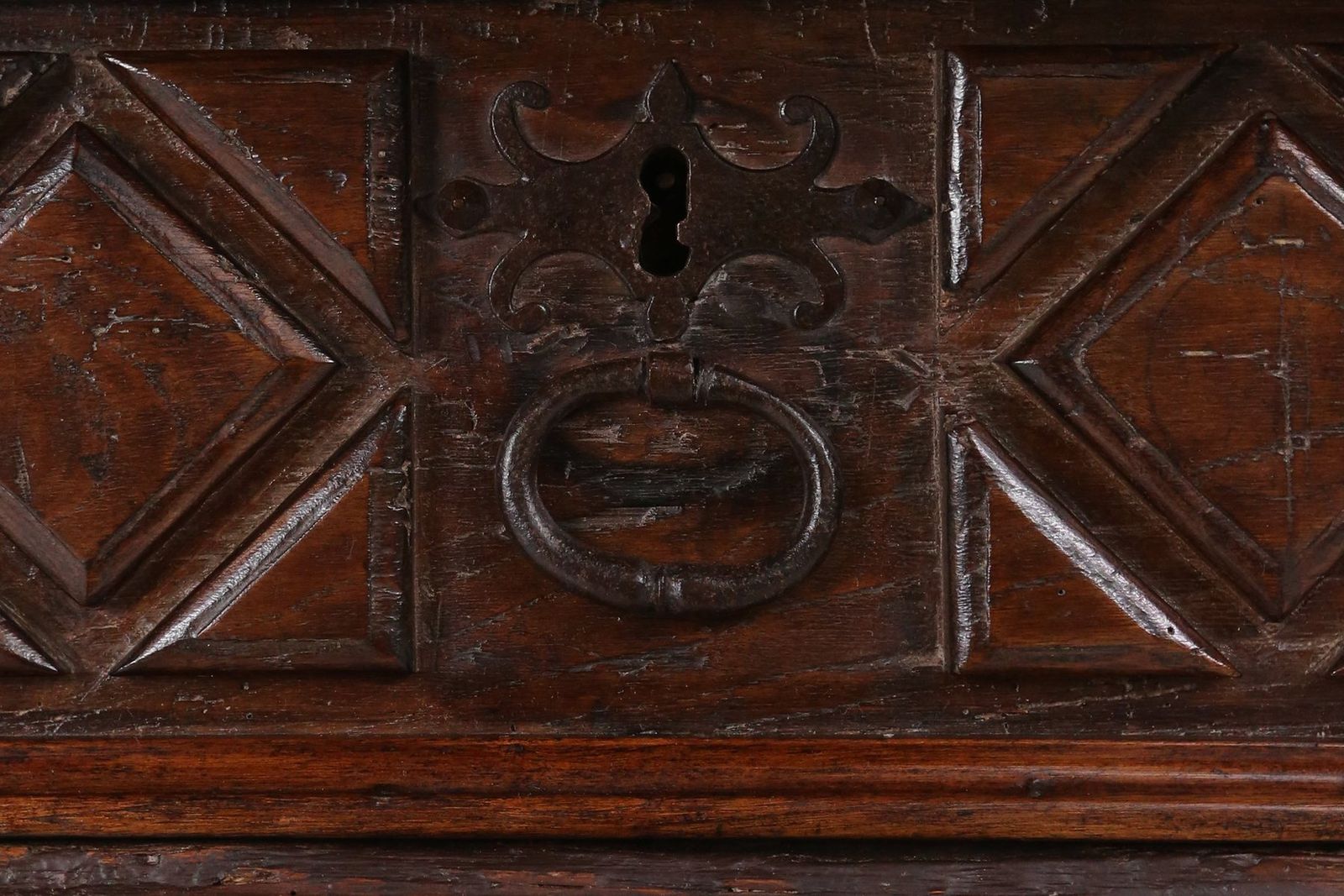 photo buy Antique Spanish Console Table In Carved Oak With Drawers, 1700s