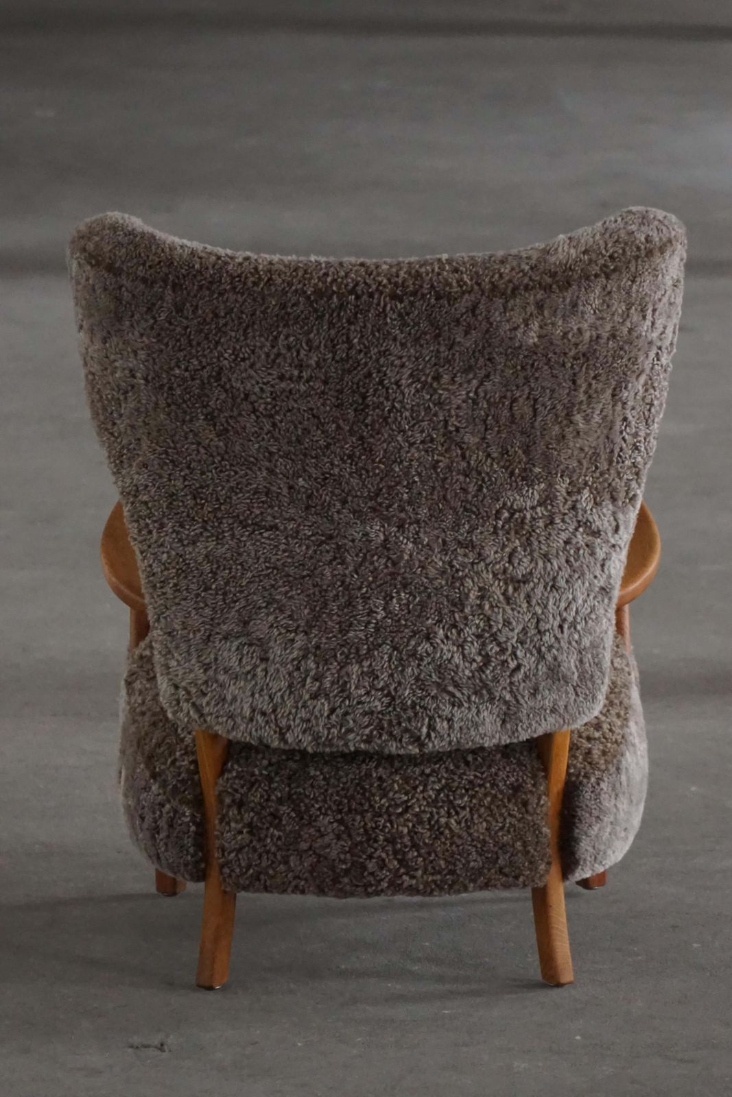 photo vintage High Back Lounge Chair In Oak & Lambswool, Danish Modern, Viggo Boesen, 1950s