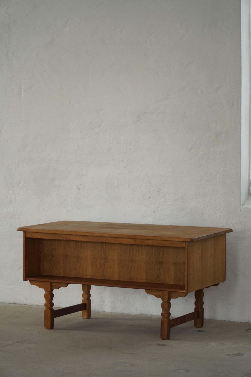 photo vinterior Freestanding Desk In Oak By Henning Kjærnulf, Danish Mid Century Modern, 1950s