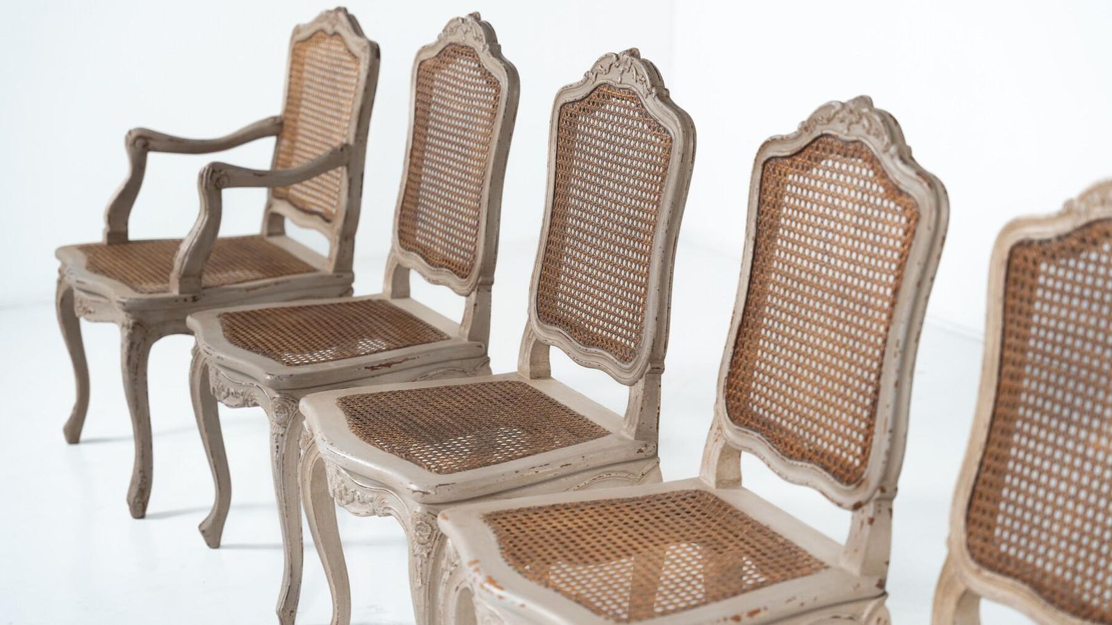 photo vinterior Set Of 4 Chairs And 2 Armchairs, Louis XV Style, Belgium