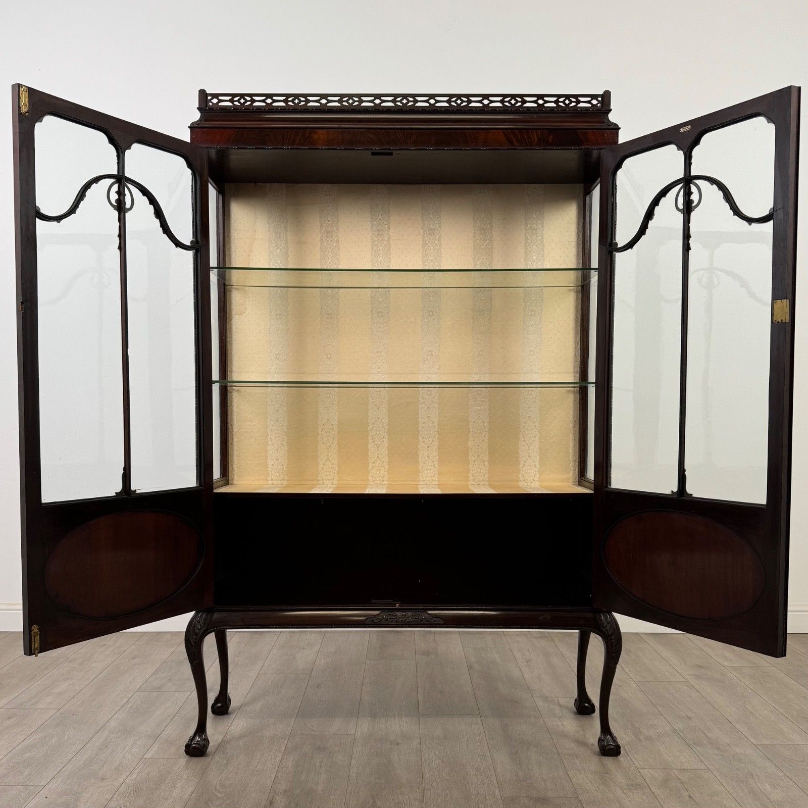 Antique 20th Century Mahogany Display Cabinet By Morgan & Co ( Af 5339 ) photo furniture