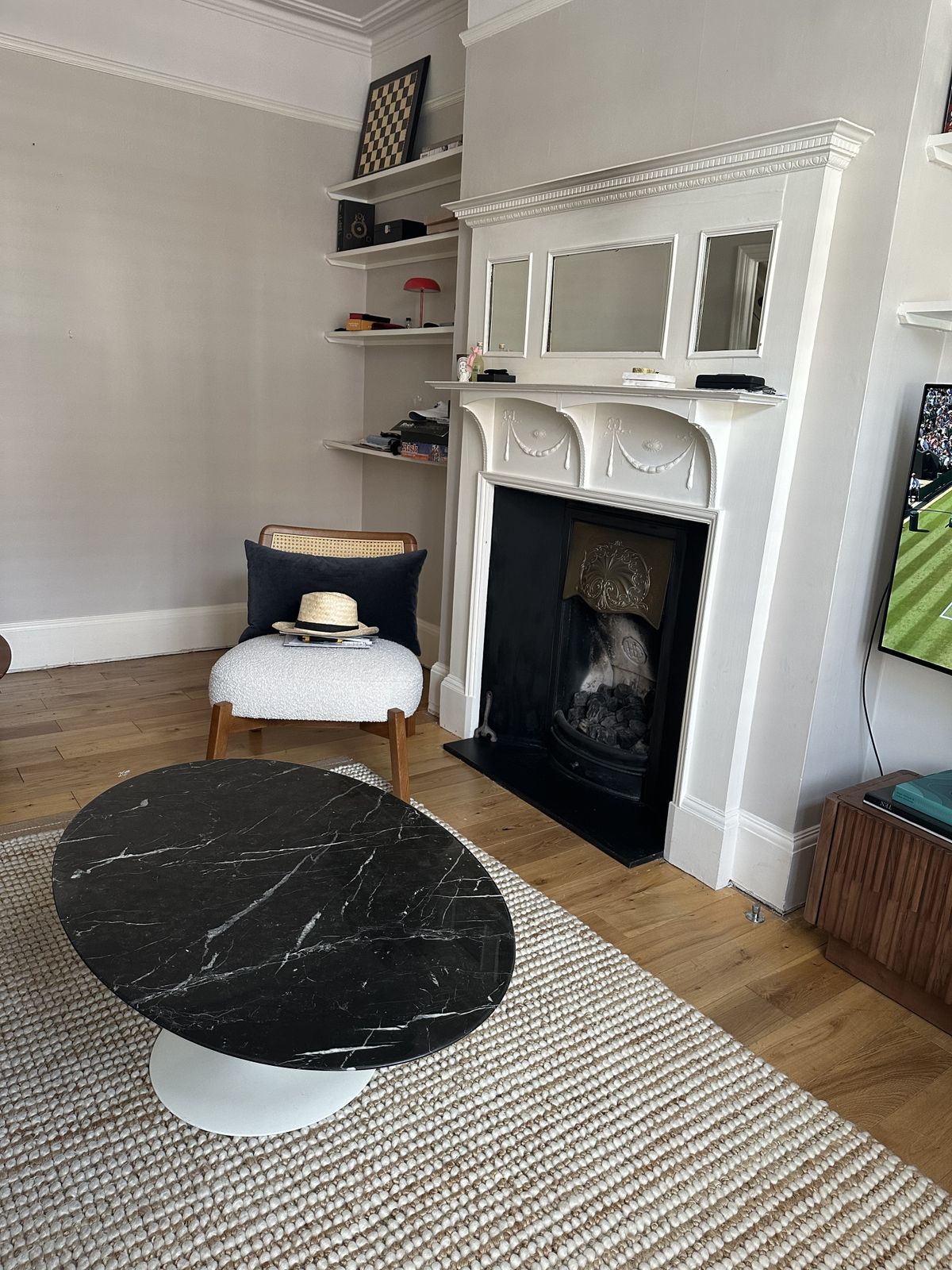 Knoll Saarinen "Tulip" Black Marble Coffee Table photo for sale