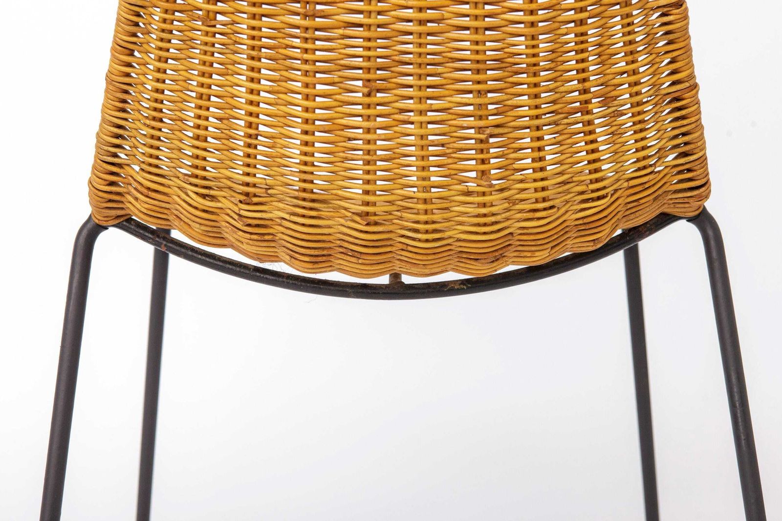 Set Van 2 Gianfranco Legler Basket Chairs, Jaren 1950 Rotan Stoelen, Mid Century Zwitsers Design, Metaal & Vlechtwerk photo vinterior