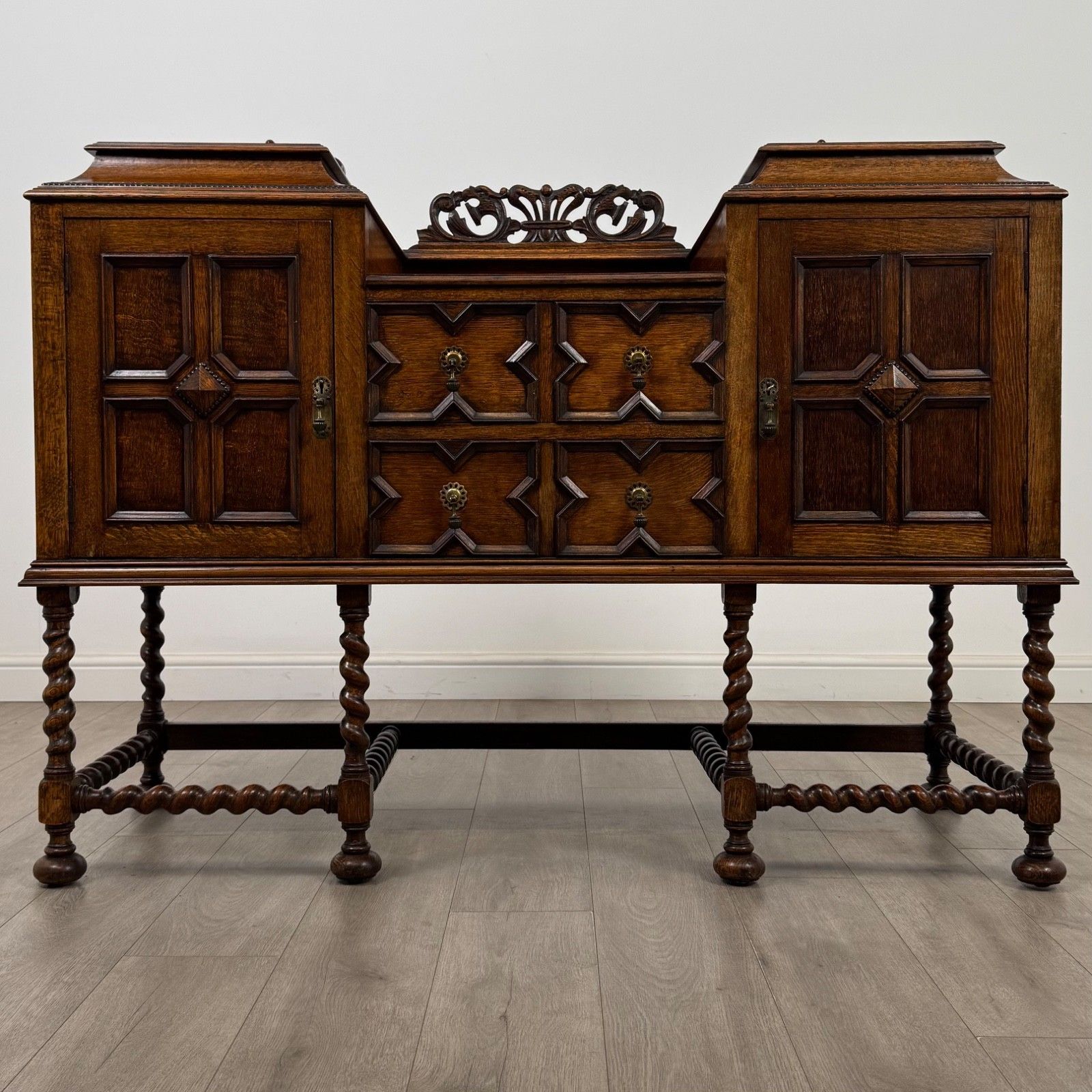 Antique 20th Century Jacobean Style Sideboard In Golden Oak ( Af 5321 )
