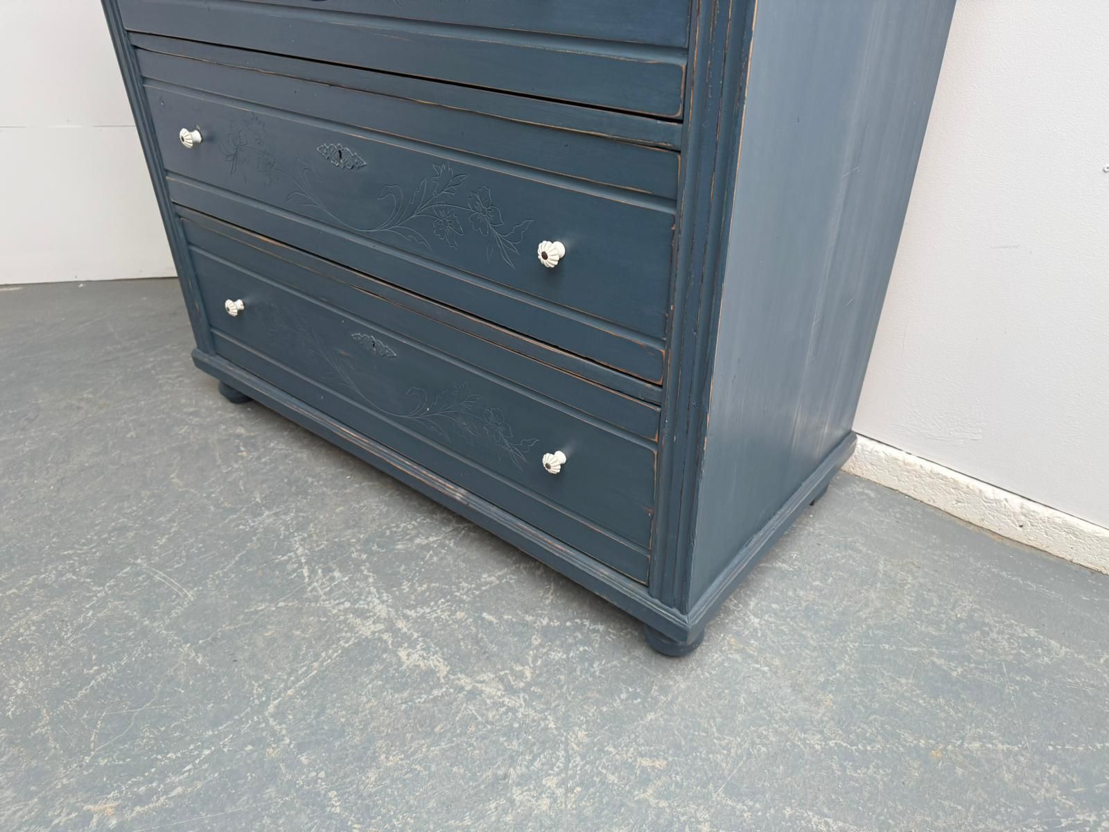 An Original Pine Victorian Painted Blue Carved 3 Drawer Chest Of Drawers photo furniture