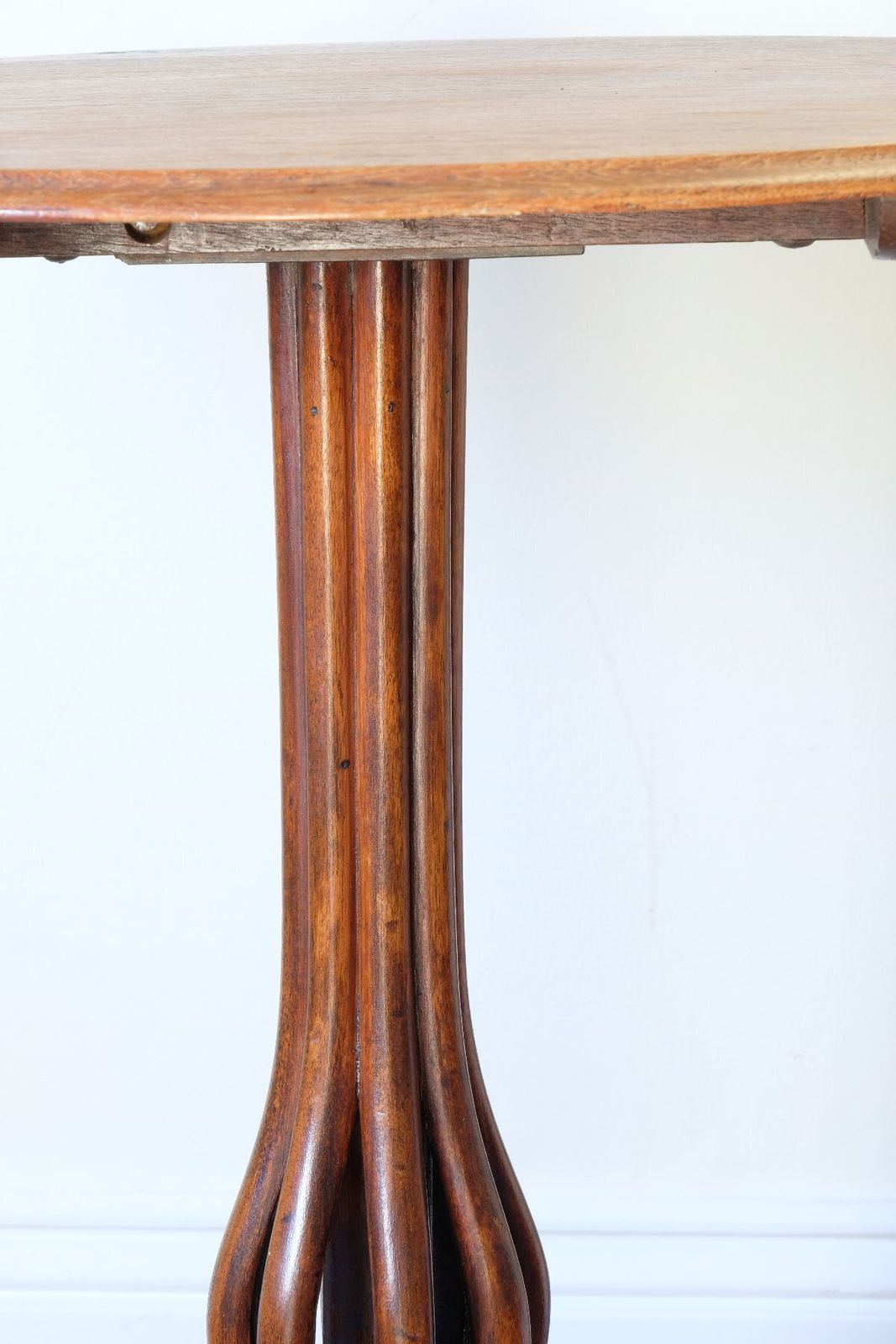 Late Victorian Mahogany Oval Tilt Top Tripod Table photo vinterior