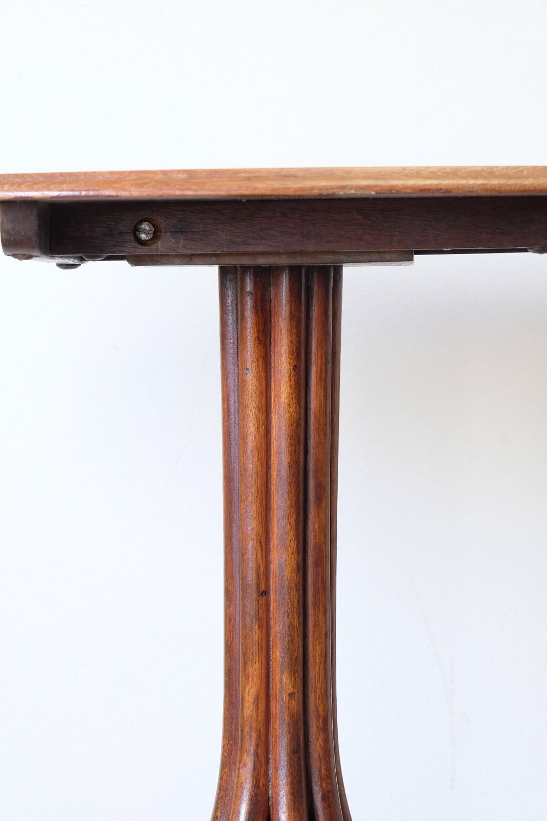 Late Victorian Mahogany Oval Tilt Top Tripod Table photo buy
