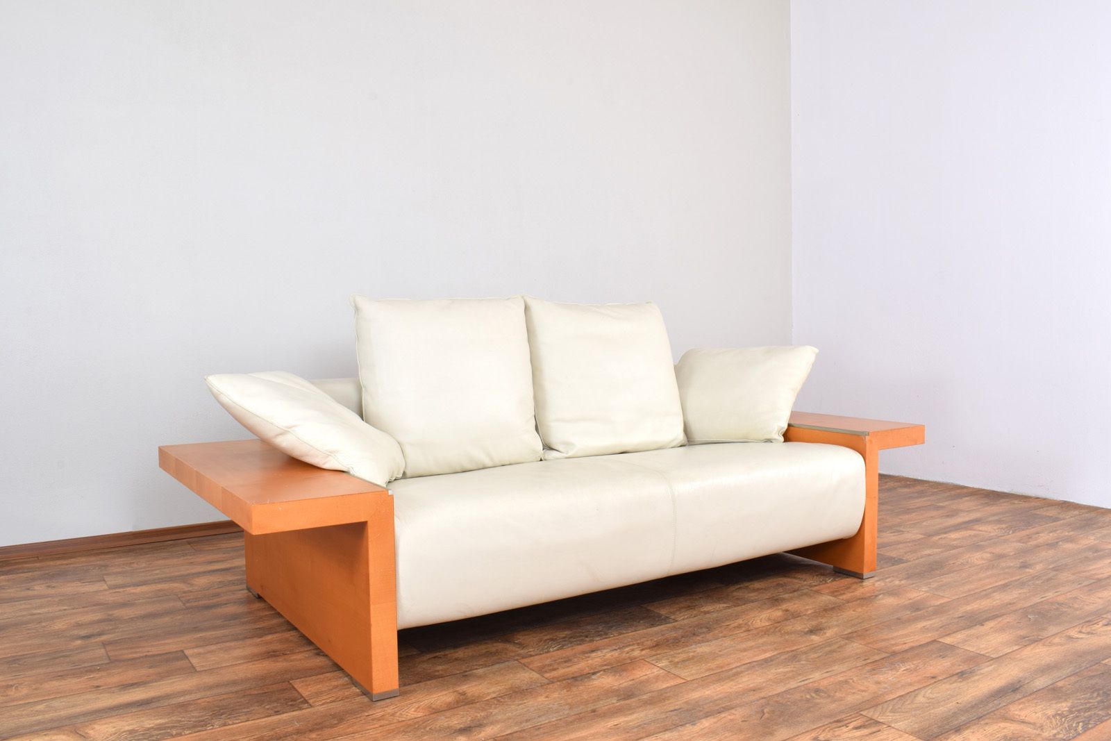 Italian Leather Sofa From Giorgetti, 1980s. photo furniture