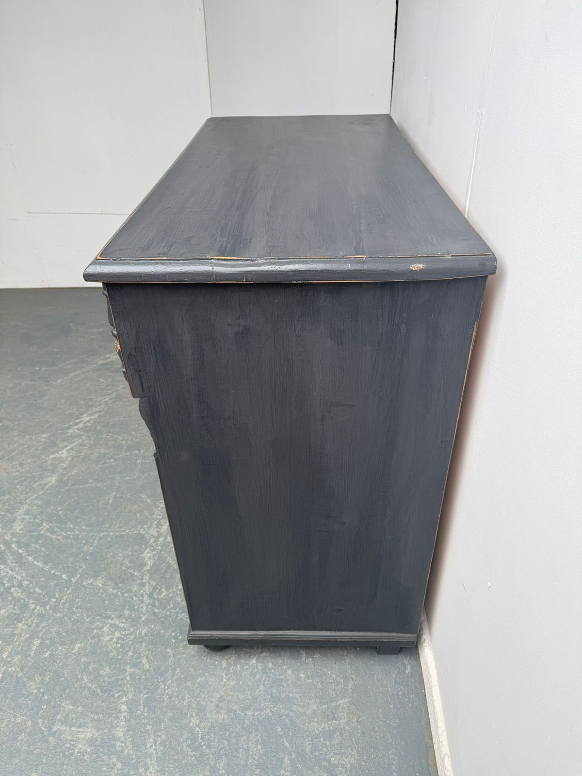 A Lovely Pine Victorian Painted Light Grey 5 Drawer Chest Of Drawers photo Furniture