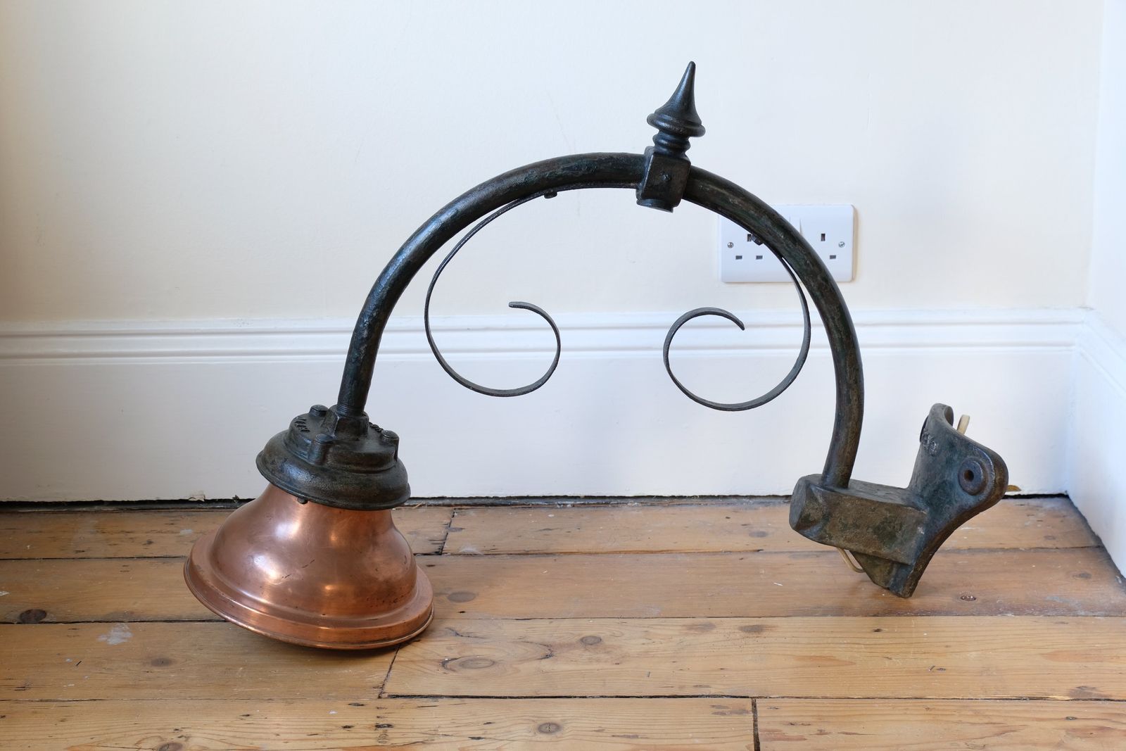 1930s Revo Of Tipton Cast Iron & Copper Swan Neck Street Lamp photo furniture