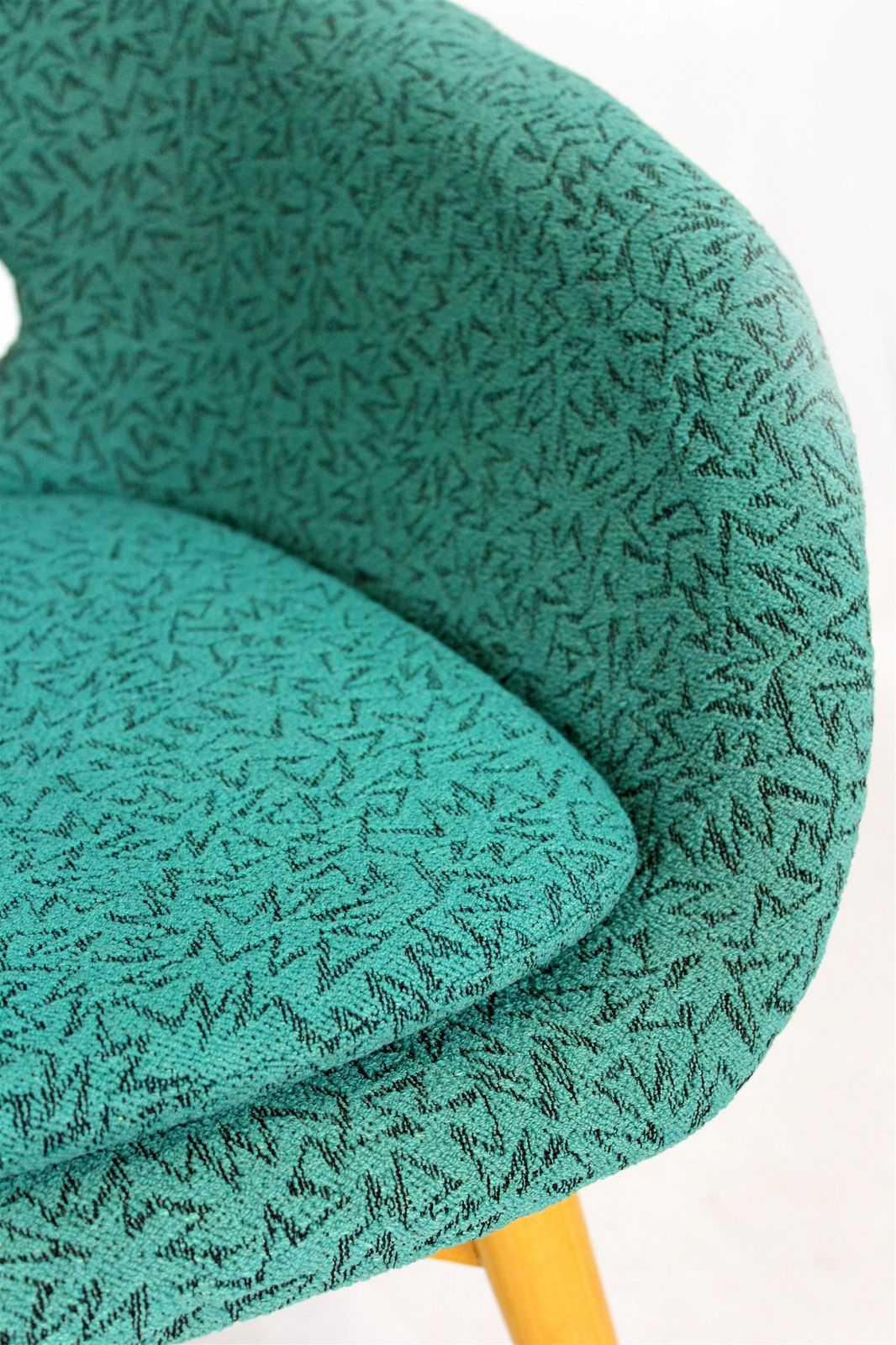 Pair Of 1960s Miroslav Navrátil Armchairs For Tatra Nábytok, Very Good Original Condition photo buy