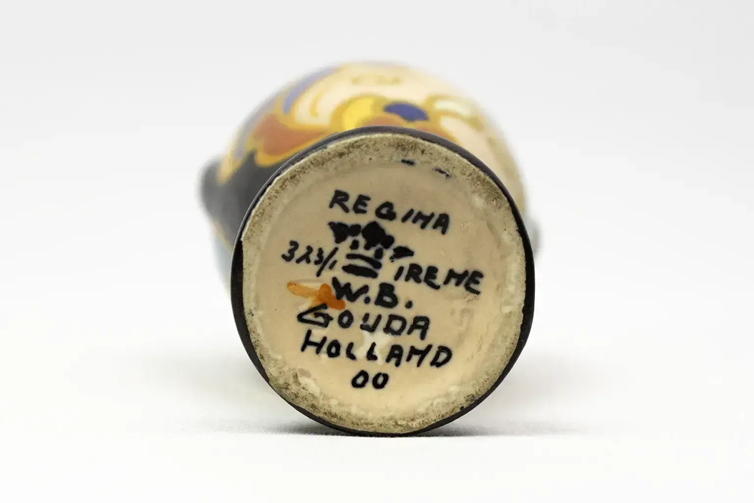 photo furniture Regina Gouda Vase With Handles — Irene Decoration, Polychrome Matte Earthenware, Netherlands, 1920s–1930s