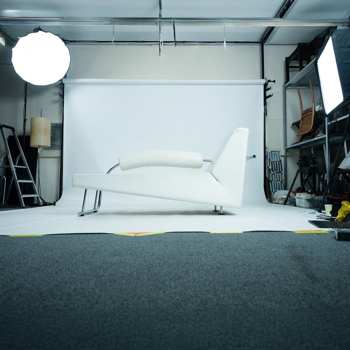Postmodern Chaise Lounge In White Leather And Tubular Steel From Rob Eckhardt, 1980s photo vintage