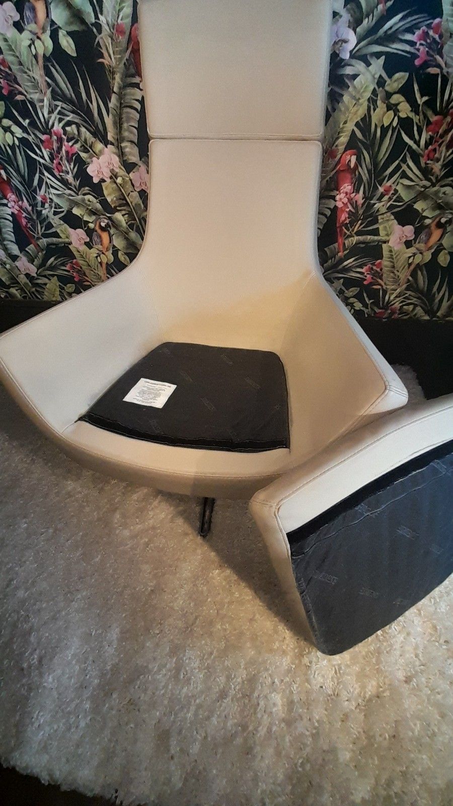 Furniture Stylish High Quality Scandinavian Cream Leather Swivel Chair By "Swedese" photo