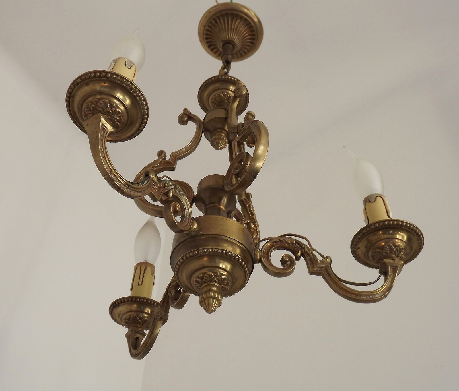 Lustre à cage triangulaire 3 feux de style Art Nouveau, en bronze, France photo Luminaires