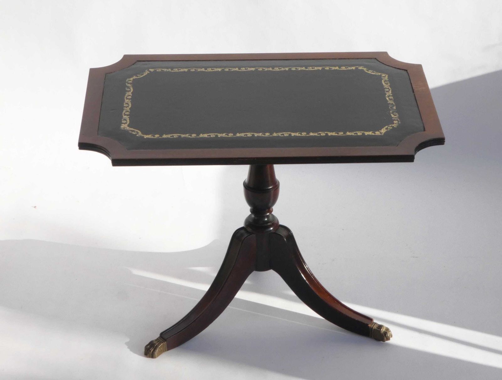 photo furniture Antique Victorian Coffee Table With Green Leather Top And Lion Paws, English Wooden Tripod Side Table With Brass