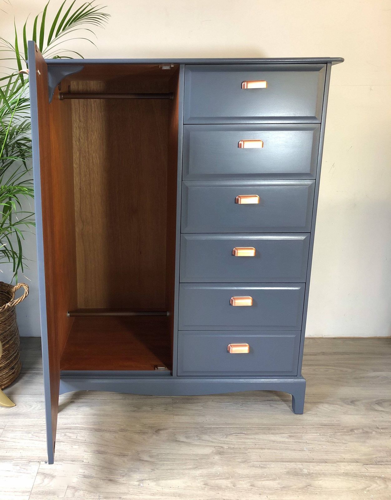 Stag Minstrel Gentleman’s Wardrobe Tallboy Combination Chest photo for sale
