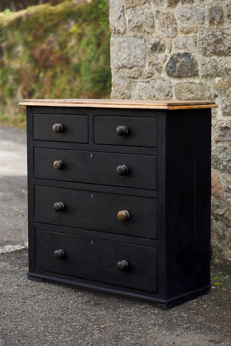 Rustic Black Chest Of Drawers In Oak. photo furniture