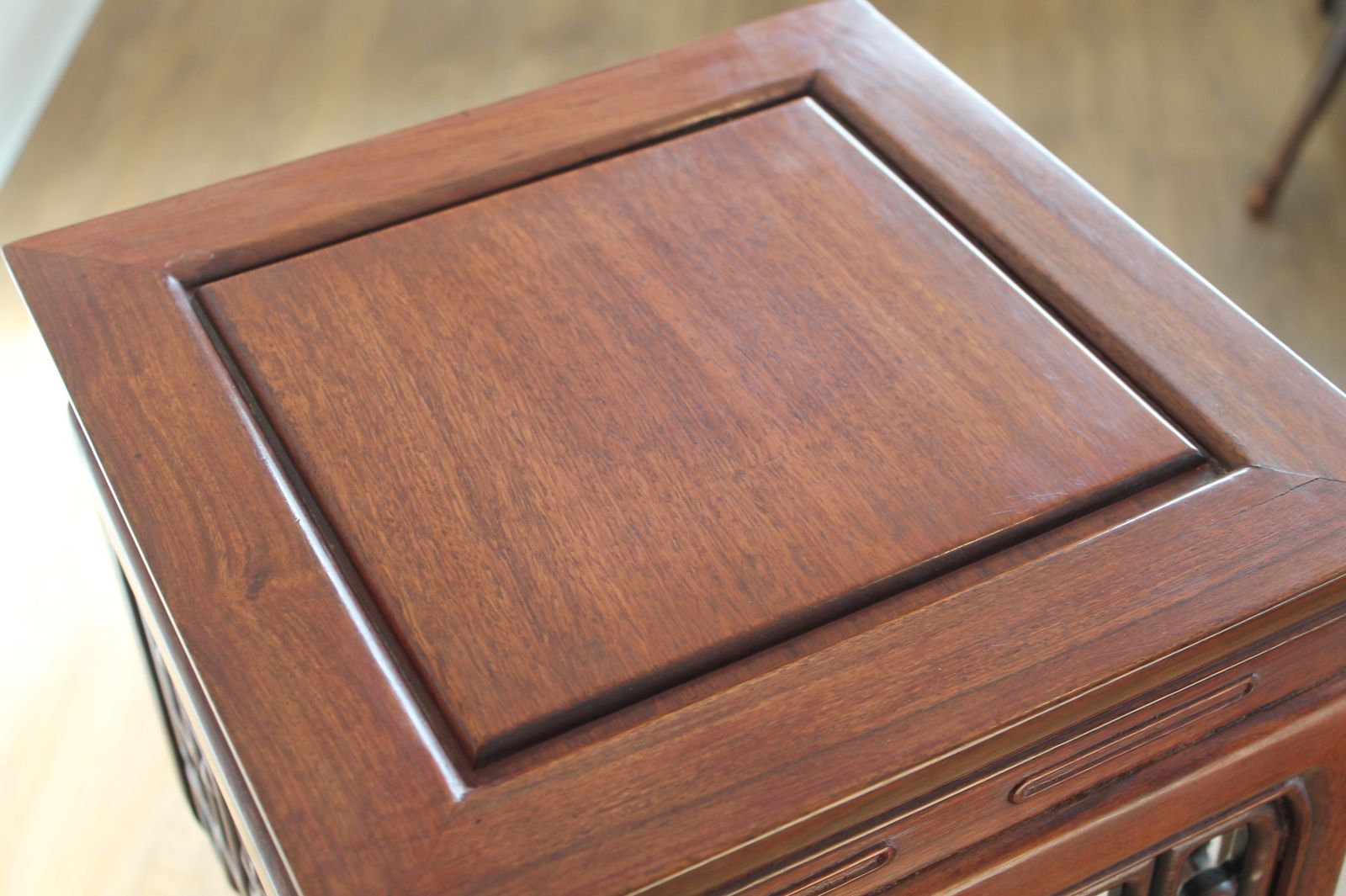 photo furniture Chinese Hardwood Jardiniere Or Vase Stands