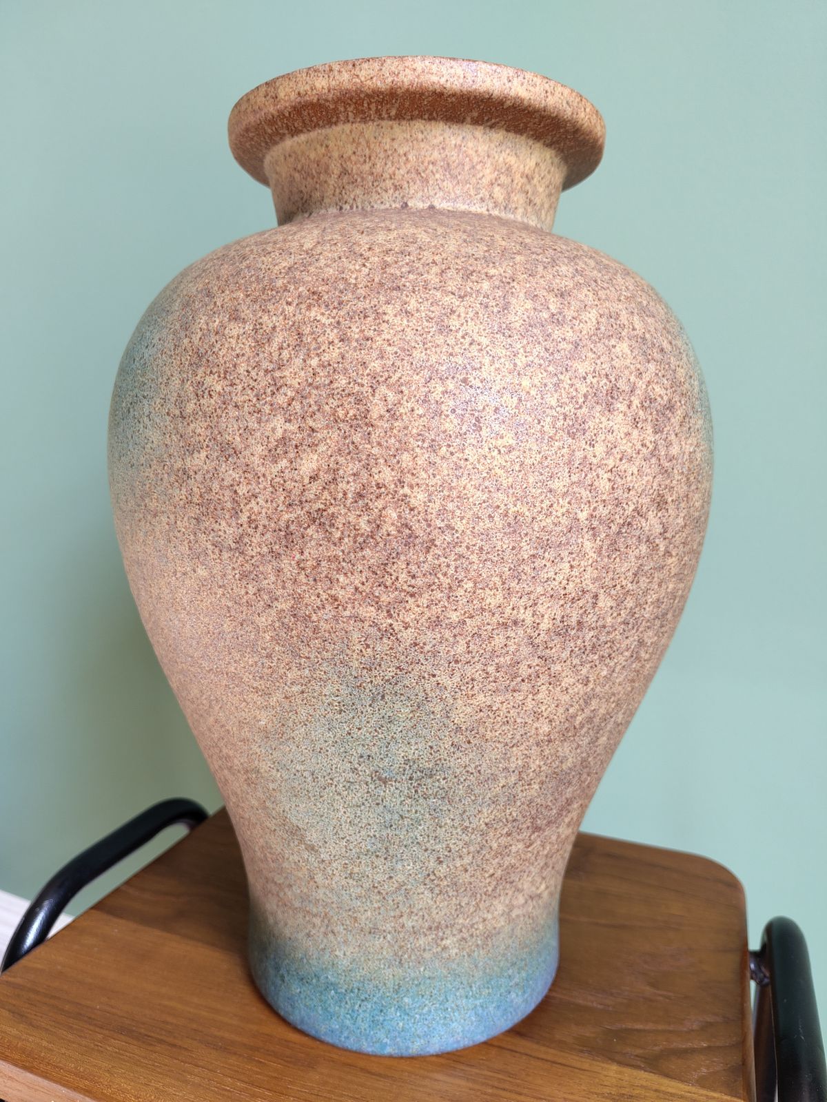 Dümler & Breiden 670‑41 Mid‑Century Floor Vase With Subtle Green‑Blue Accents On Fat‑Lava Base (41 Cm) photo for sale