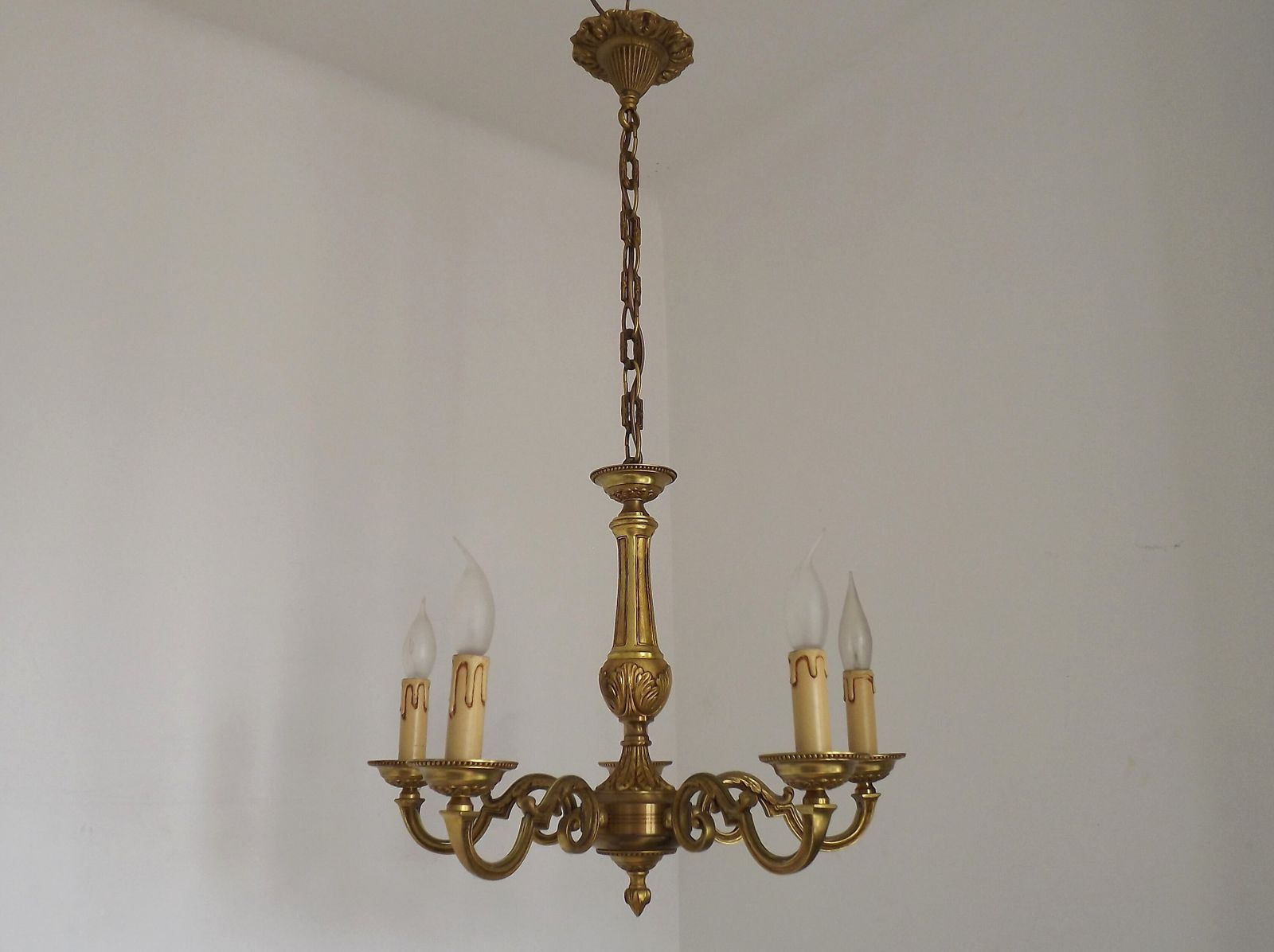 French Mid Century Quality Bronze 5 Light Traditional Style Chandelier