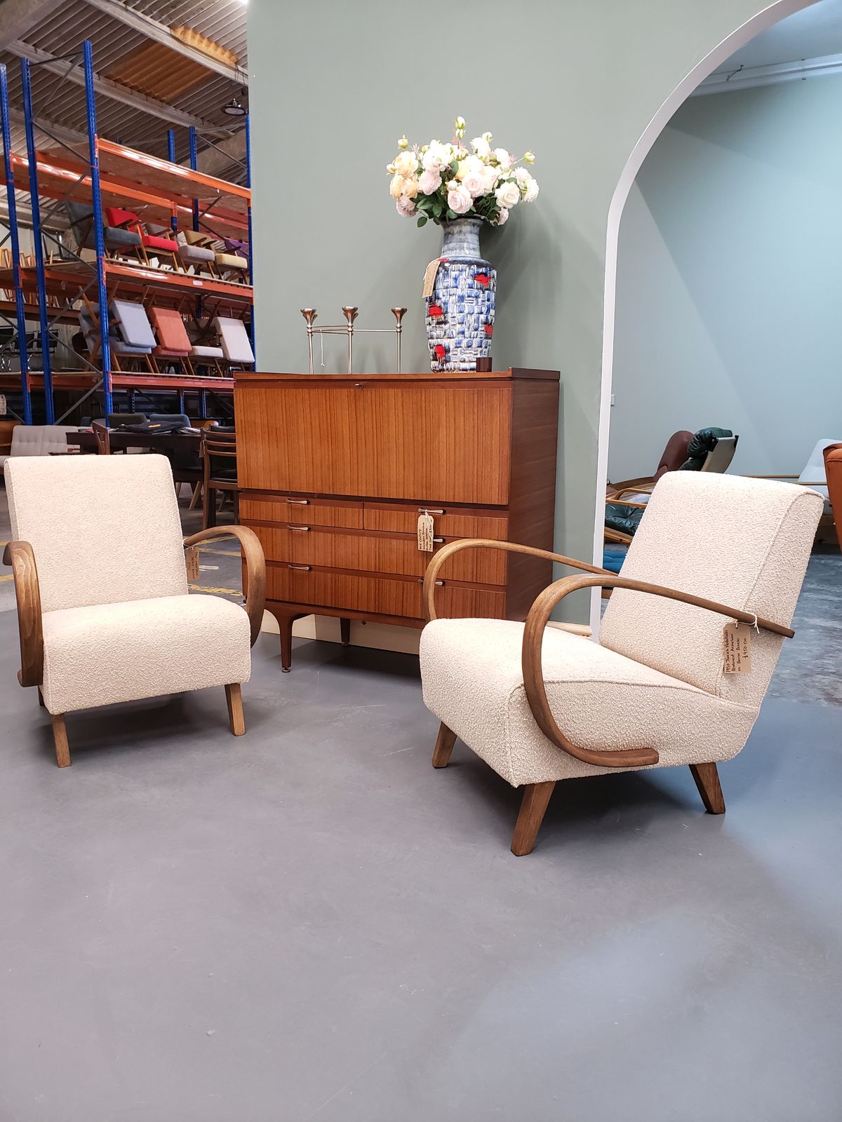 1930 Jindrich Halabala Bentwood Armchair In Beige Boucle photo vintage