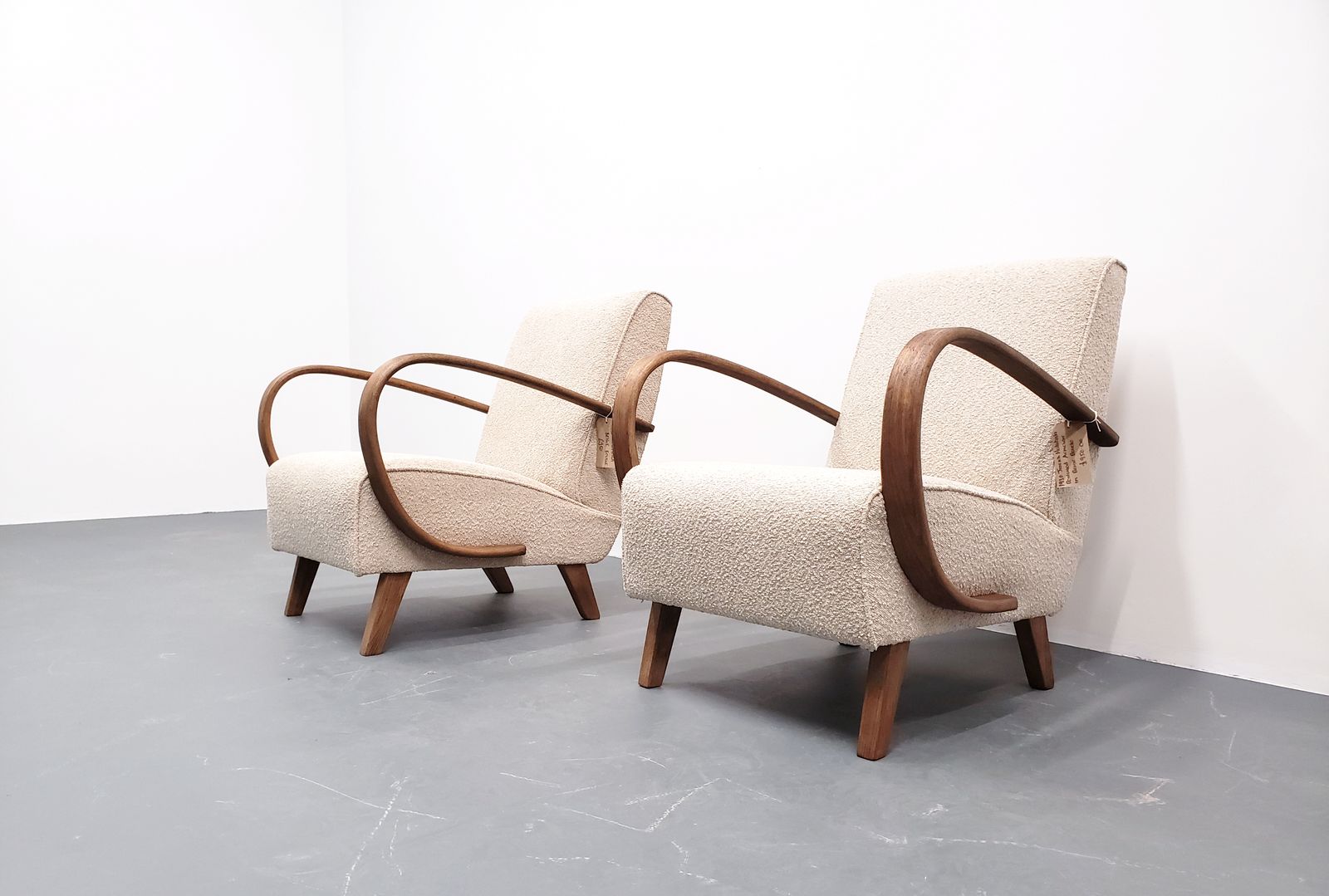 Furniture 1930 Jindrich Halabala Bentwood Armchair In Beige Boucle photo