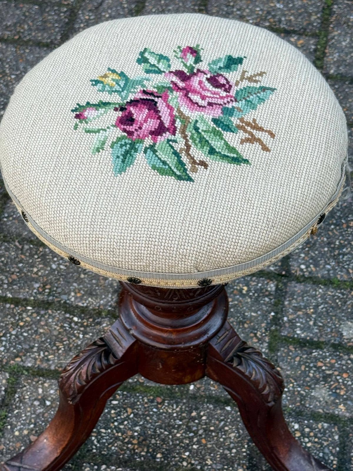 Antique Victorian Carved Piano Or Accent Stool – Adjustable Wooden Stool With Needlepoint Floral Seat photo buy