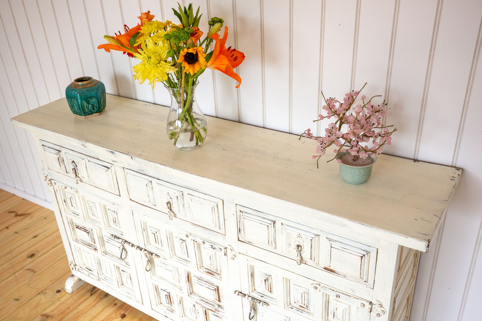 Spanish Sideboard Oak Iron Painted Baroque Tuscan Credenza Early 20th Century Brutalist Catalan Geometric Media Uni.T Credenza Buffet photo furniture