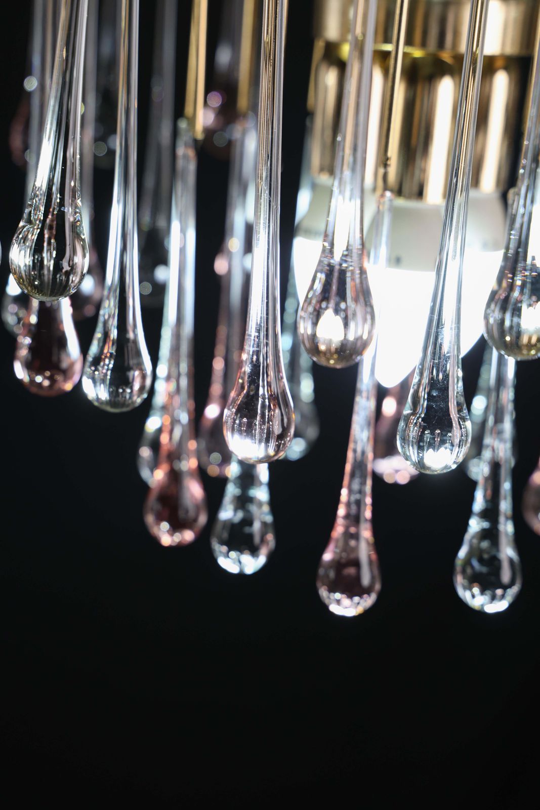 Lighting Lady Grace, Chandelier With Pink And Transparent Pendants, Murano Glass, 1980 photo
