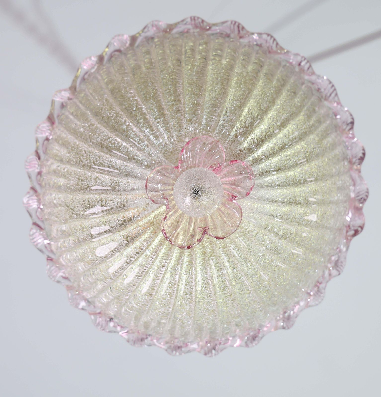 1580.0 Elegant Italian Pink And Murano Glass Ceiling Flower photo