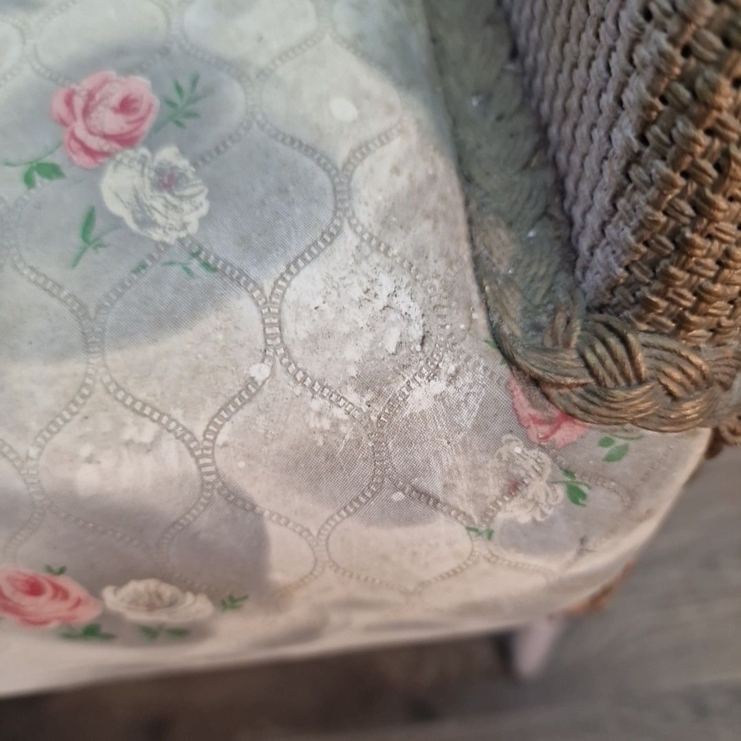Vintage Bedroom Chair – Lilac Frame – Retro Floral Vinyl Kraft Tub Seat Mcm photo Furniture