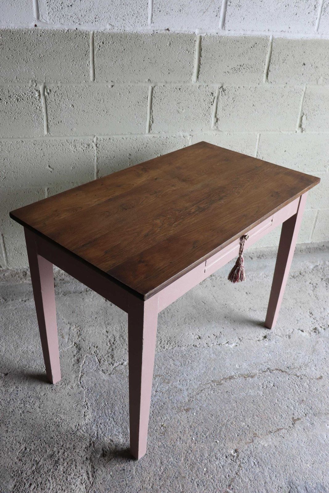 photo vinterior French Mid Century Desk Or Dressing Table With Pink Painted Base And Drawer