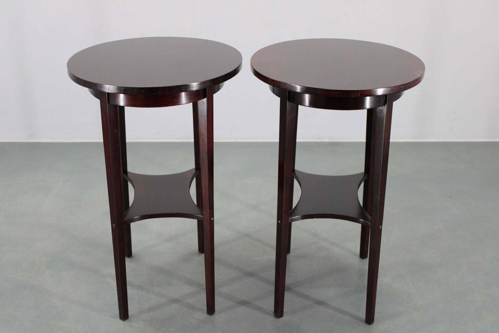 1930s Pair Of Restored Thonet Side Tables No. 206, Czechoslovakia photo 1277.0