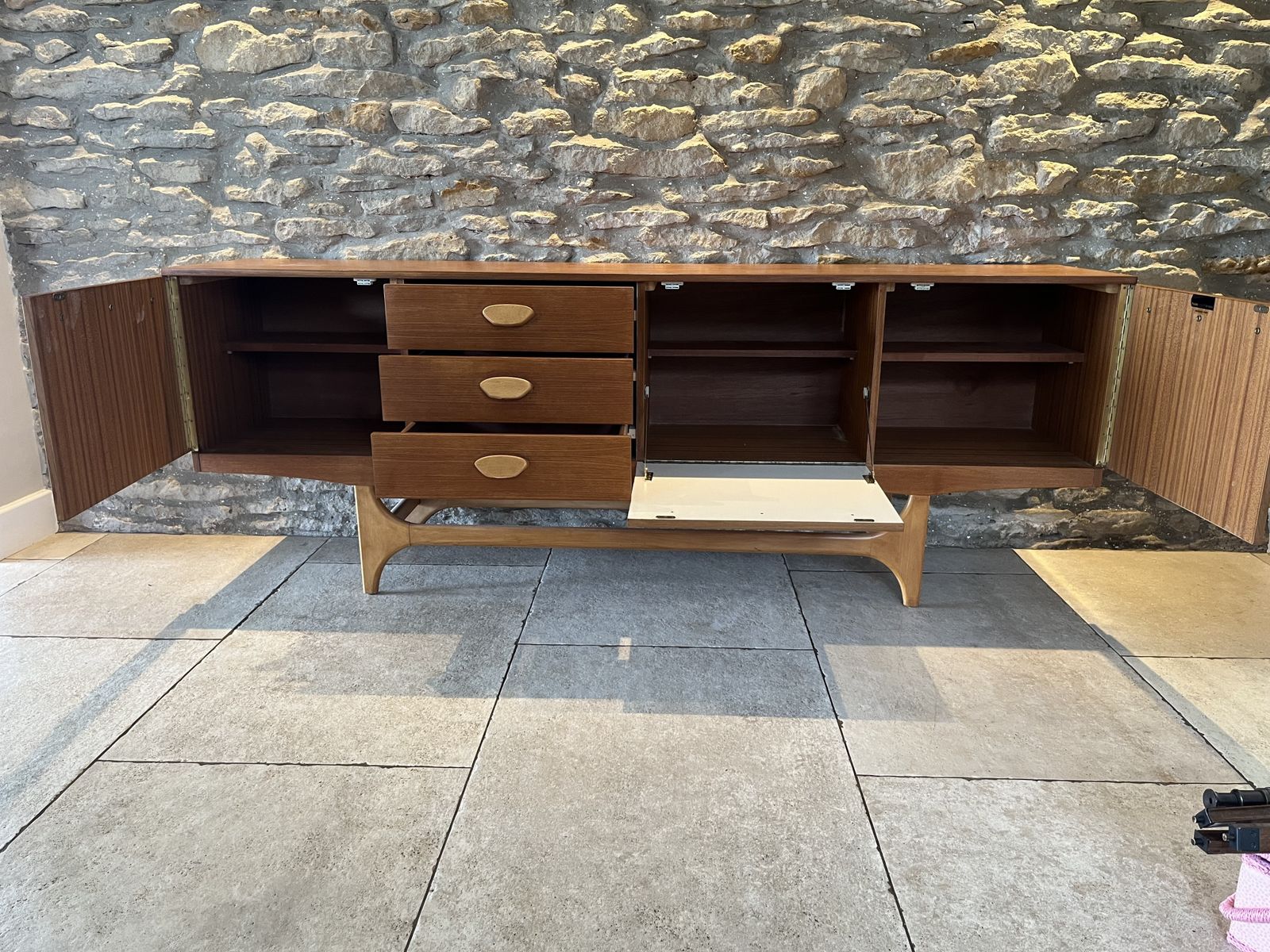 Stone Hill Of London Stateroom Teak Sideboard photo vinterior